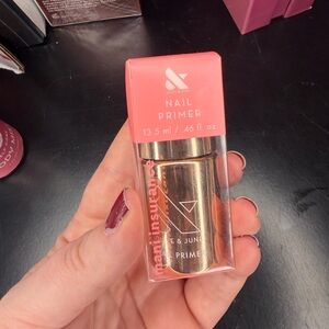 Nail Primer - Pink and Gold